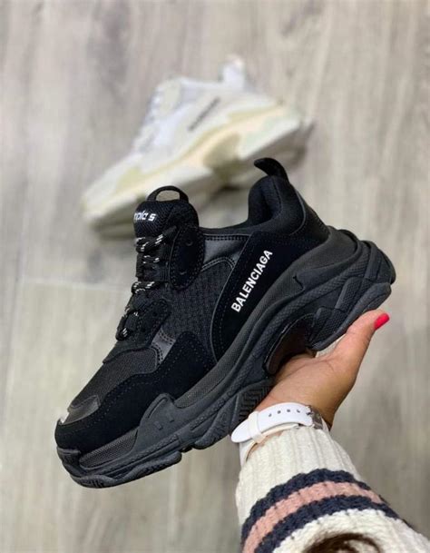 balenciaga replica mujer
